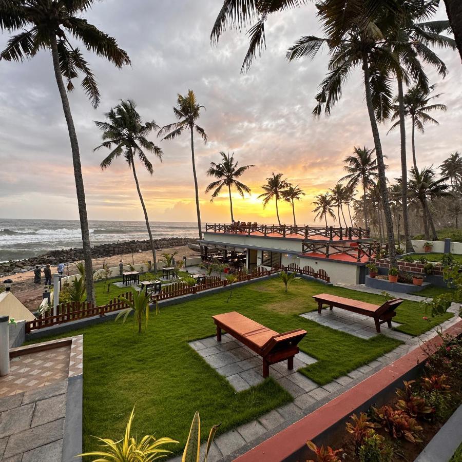 Maadathil Beach Resort Varkala Exterior photo
