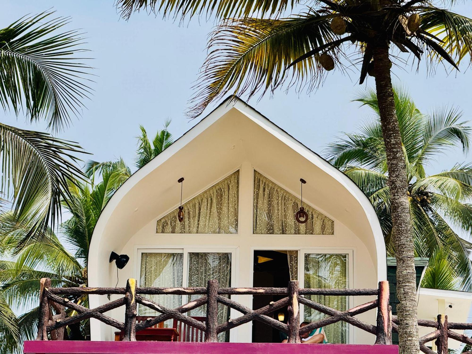 Maadathil Beach Resort Varkala Exterior photo
